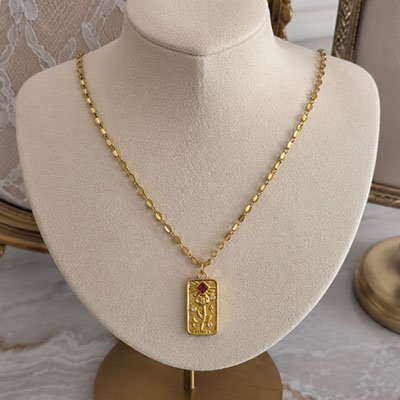 Lover Necklace